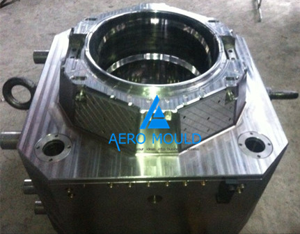 China industrial dustbin mould maker